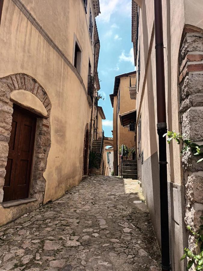 La Chicca Alloggio Turistico Itri Luaran gambar